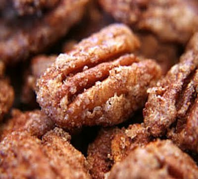 skořicové ořechy, pražené ořechy, ořechy v karemelu, skořicové oříšky, skořicové ořechy, mandle pražené, jak pražit, recept 